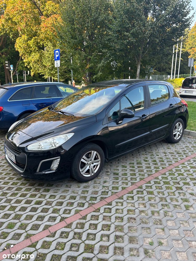 Peugeot 308 - 8