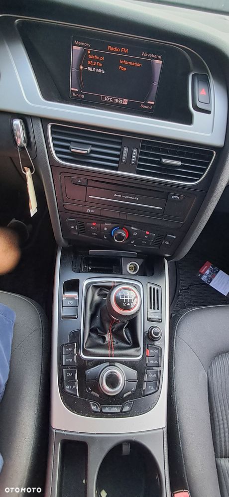 Audi A4 Limousine - 14