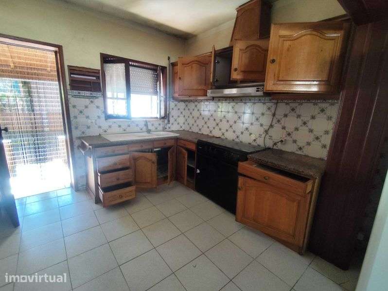 2250m2 Terreno, Quintinha com Vinha e Moradia T4+ - Grande imagem: 4/10