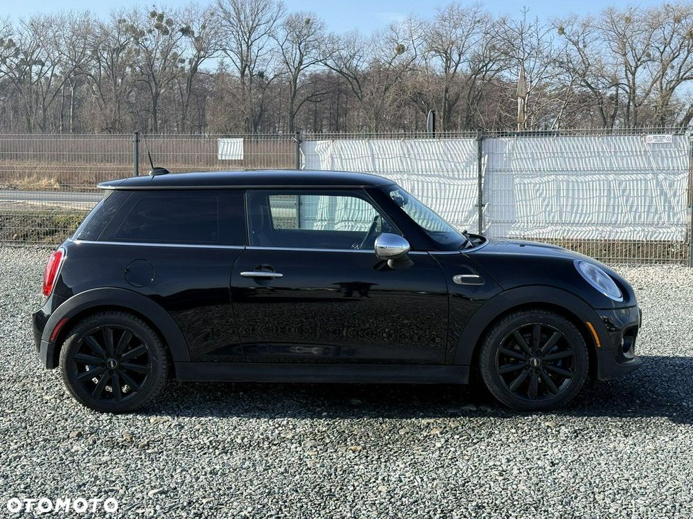 MINI Cooper Standard - 5