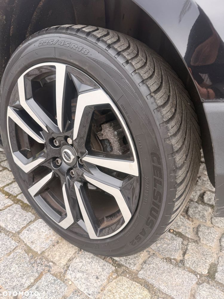 Volvo V40 T3 Inscription - 16