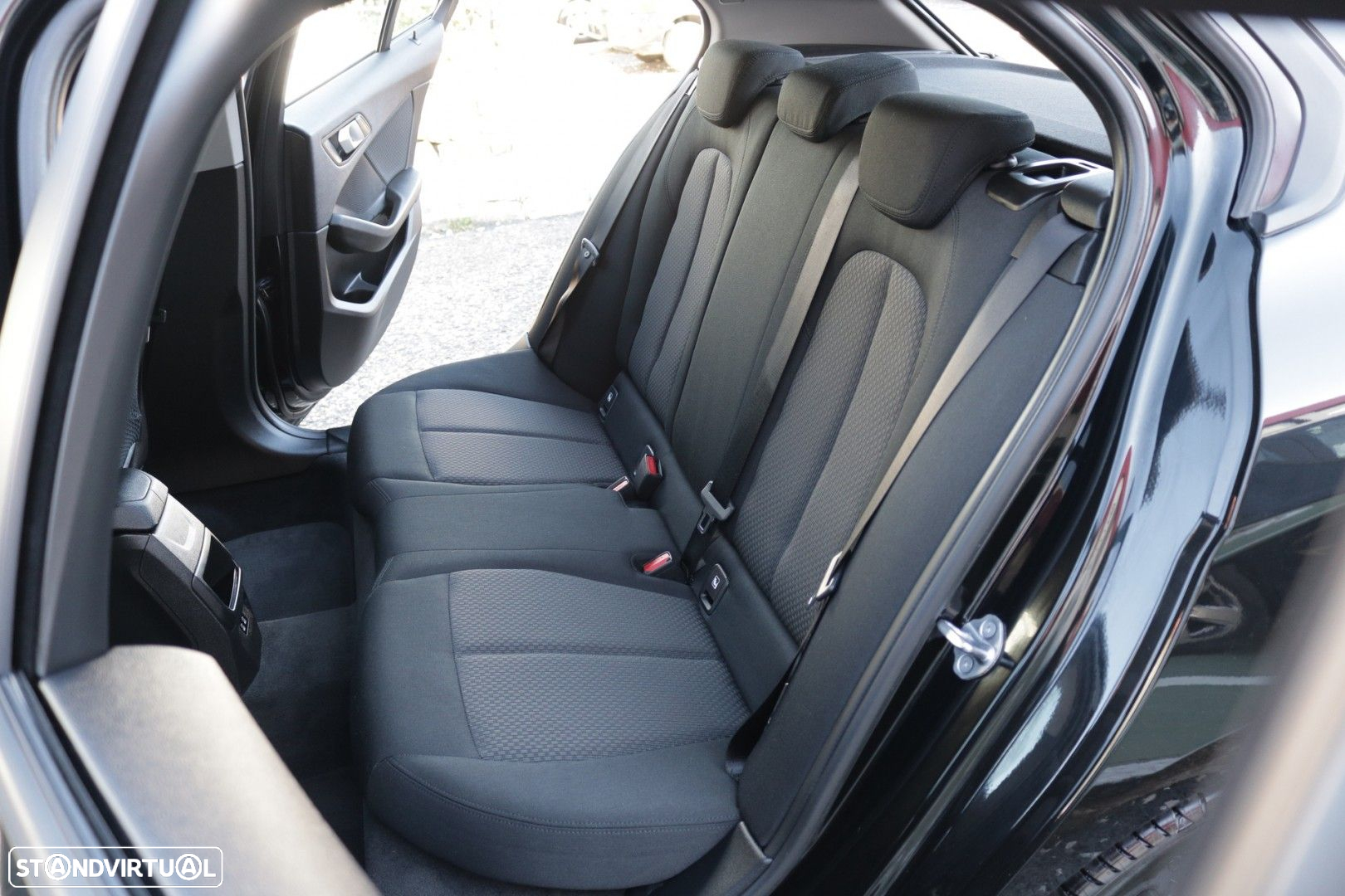 BMW 116 d Corporate Edition Auto - 25