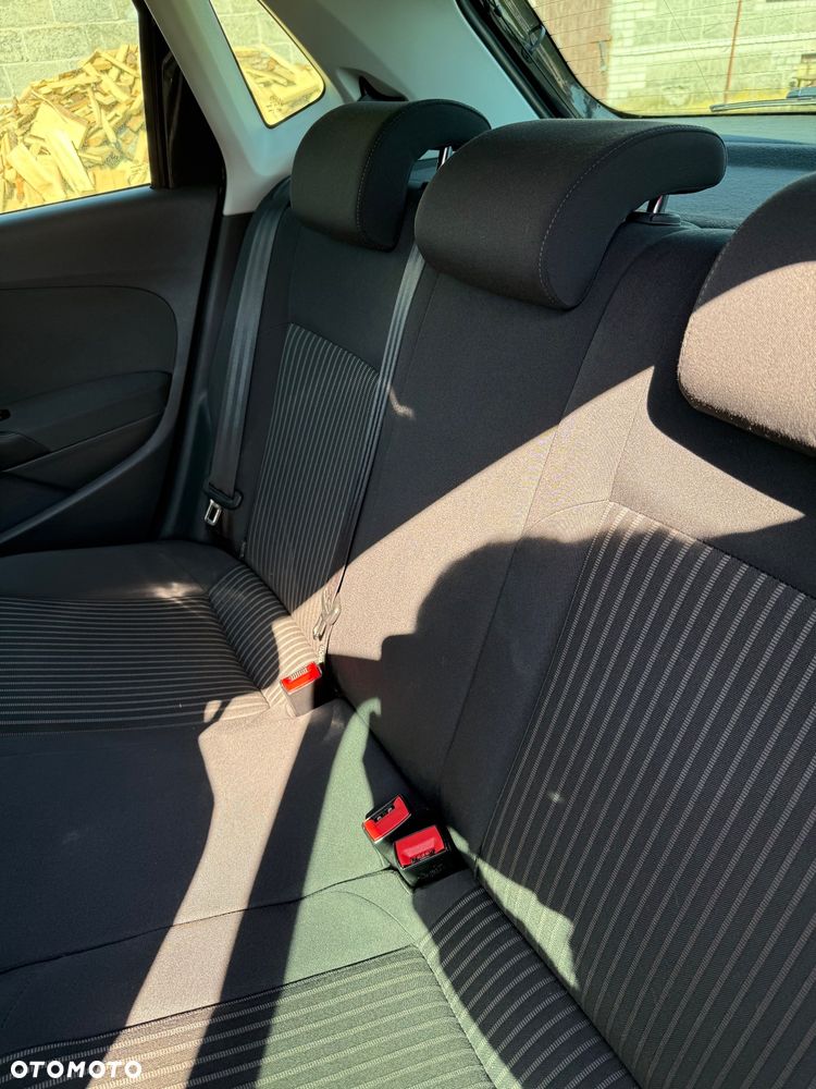 Volkswagen Polo - 14