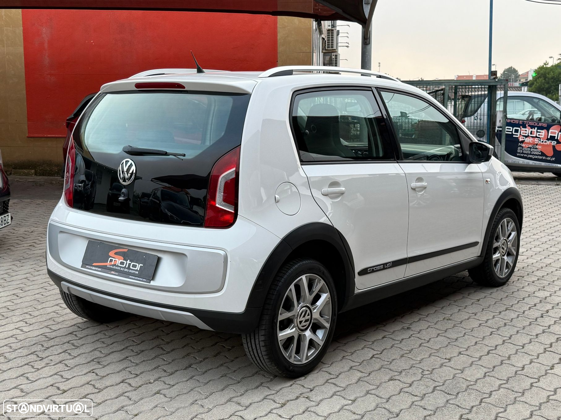VW Up! - 4