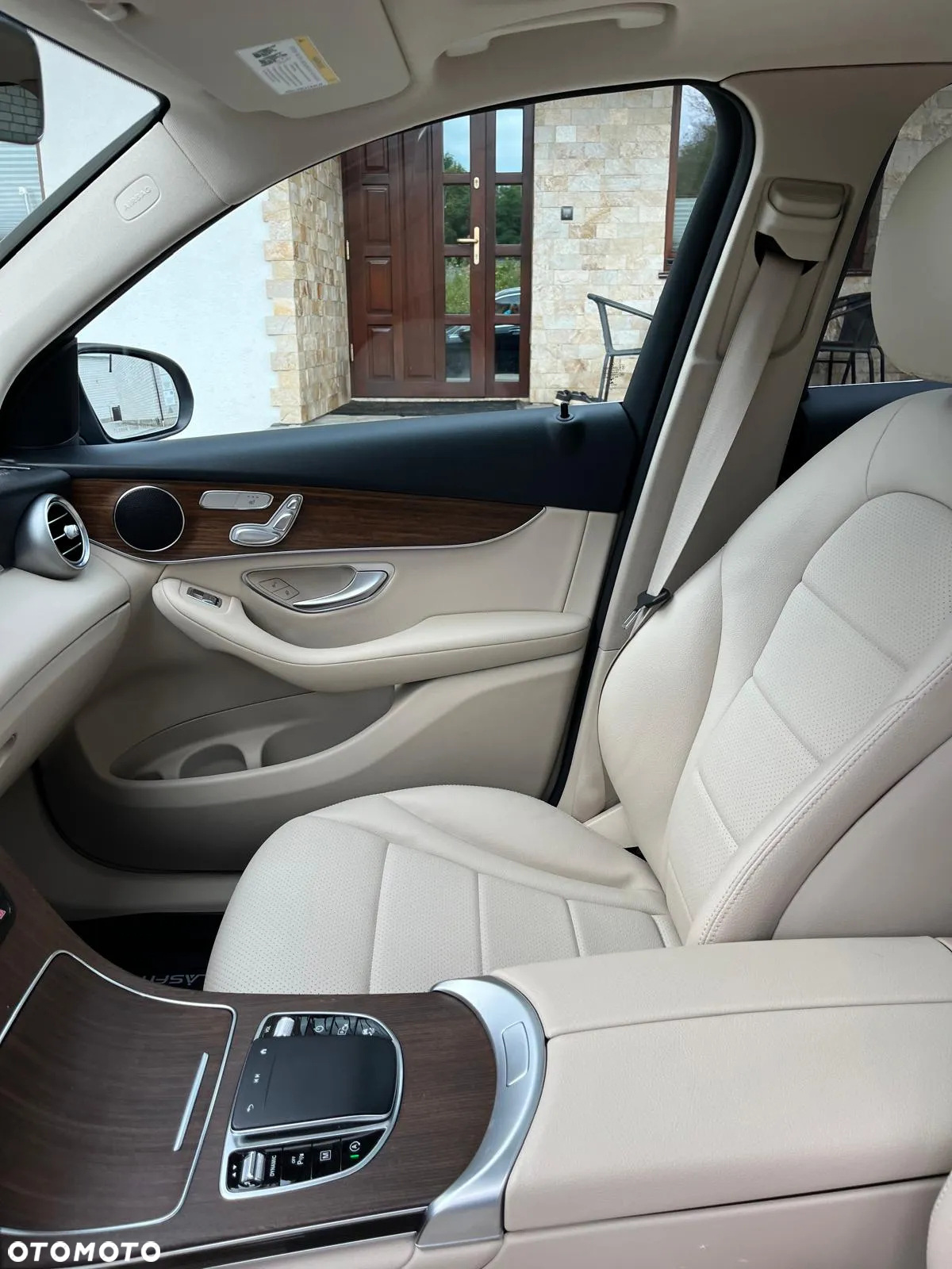 Mercedes-Benz GLC 300 4Matic 9G-TRONIC - 13
