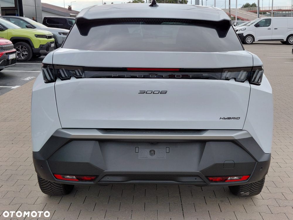 Peugeot 3008 1.2 PureTech mHEV Business e-DCS6 - 8