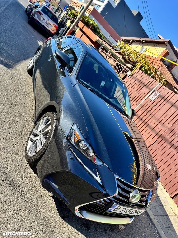 Lexus Seria IS 300h Executive - 7