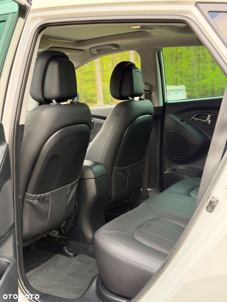 Hyundai ix35 2.0 CRDi 4WD Automatik Premium - 16