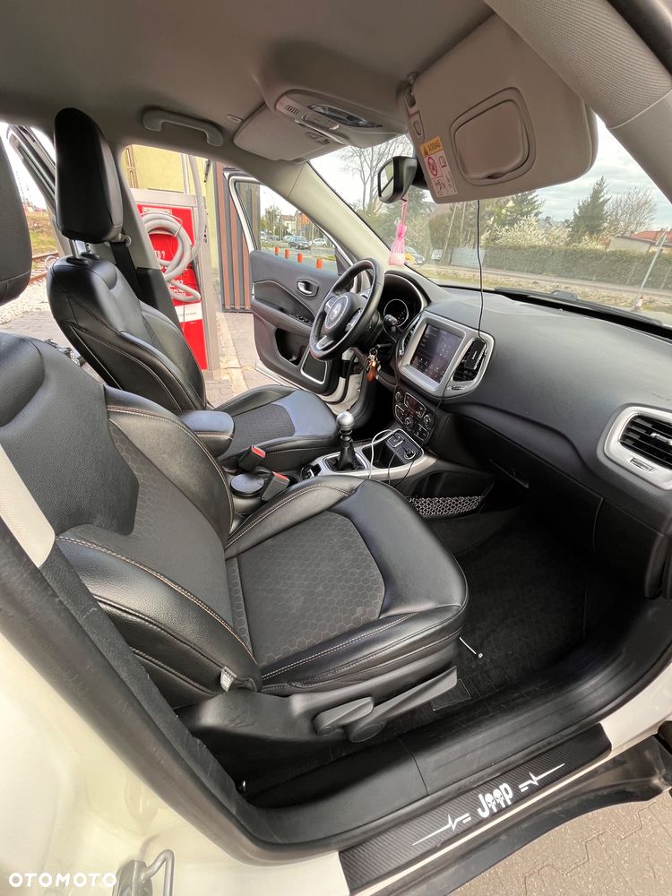 Jeep Compass 1.4 TMair Longitude FWD S&S - 10