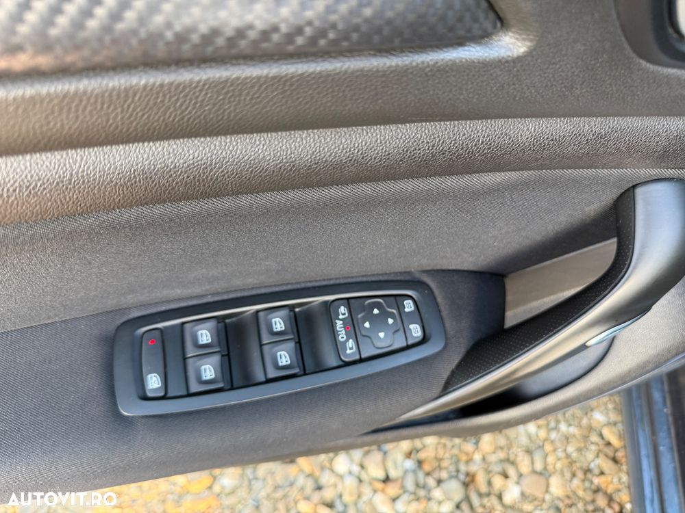 Renault Megane BLUE dCi 115 LIMITED - 8