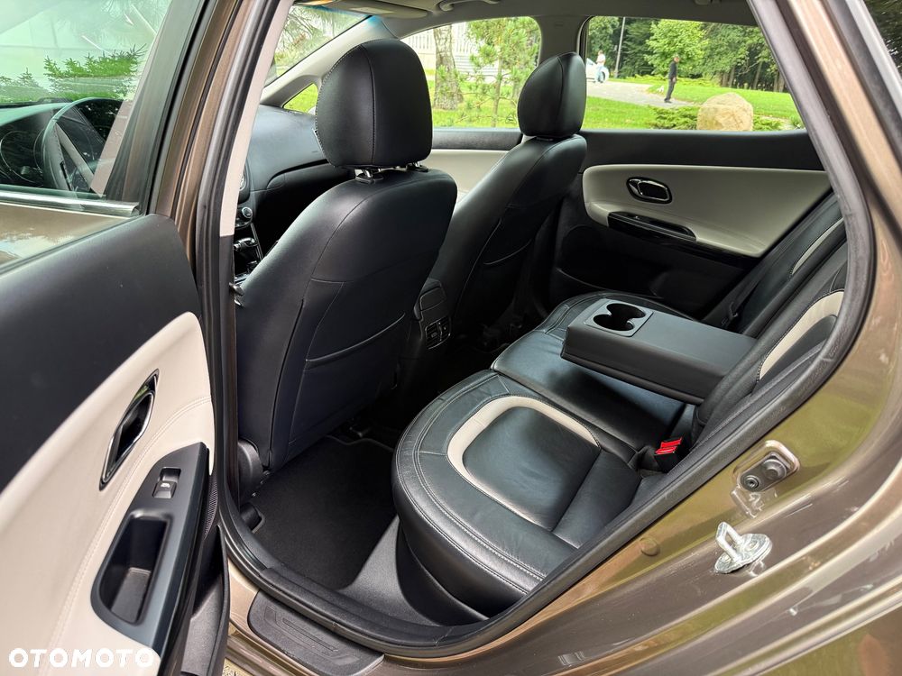 Kia Ceed 1.6 GDI XL DCT - 8
