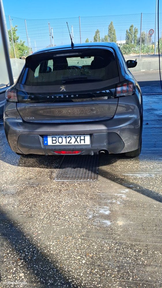 Peugeot 208 1.2 PureTech Allure EAT8 - 4