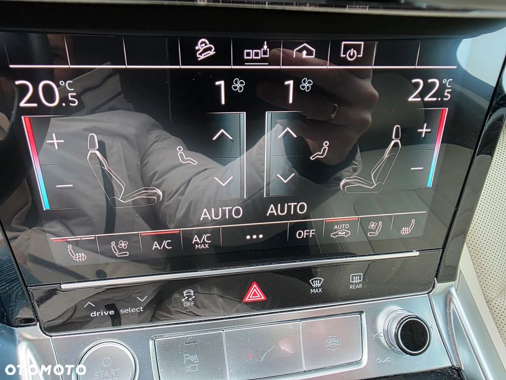 Audi e-tron 55 Quattro - 10