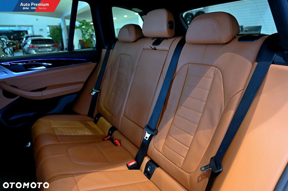 BMW X3 xDrive20d - 17