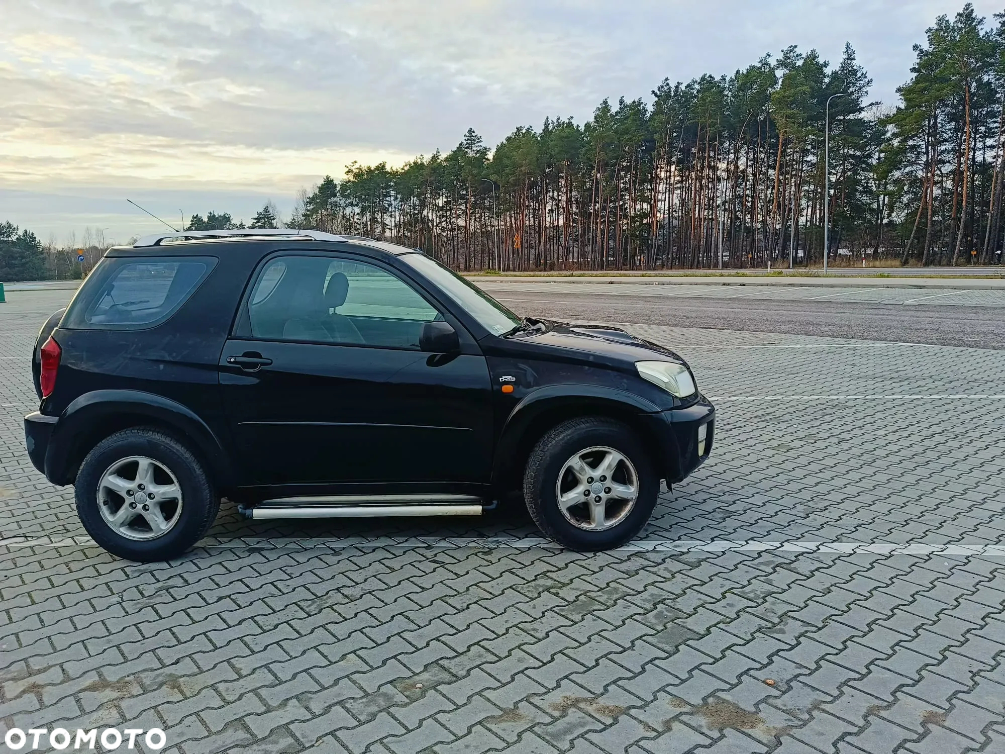 Toyota RAV4 - 3