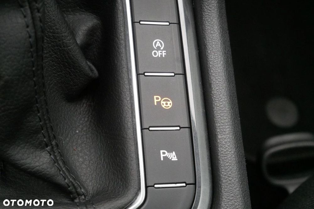 Volkswagen Tiguan 2.0 TDI Life DSG - 24