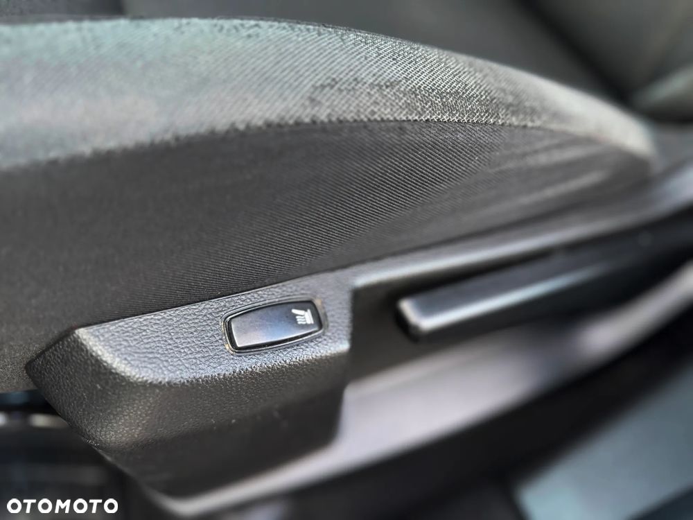 Dacia Duster 1.6 SCe Ambiance S&S - 22