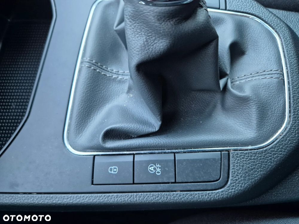 Seat Ibiza 1.0 MPI Style - 12