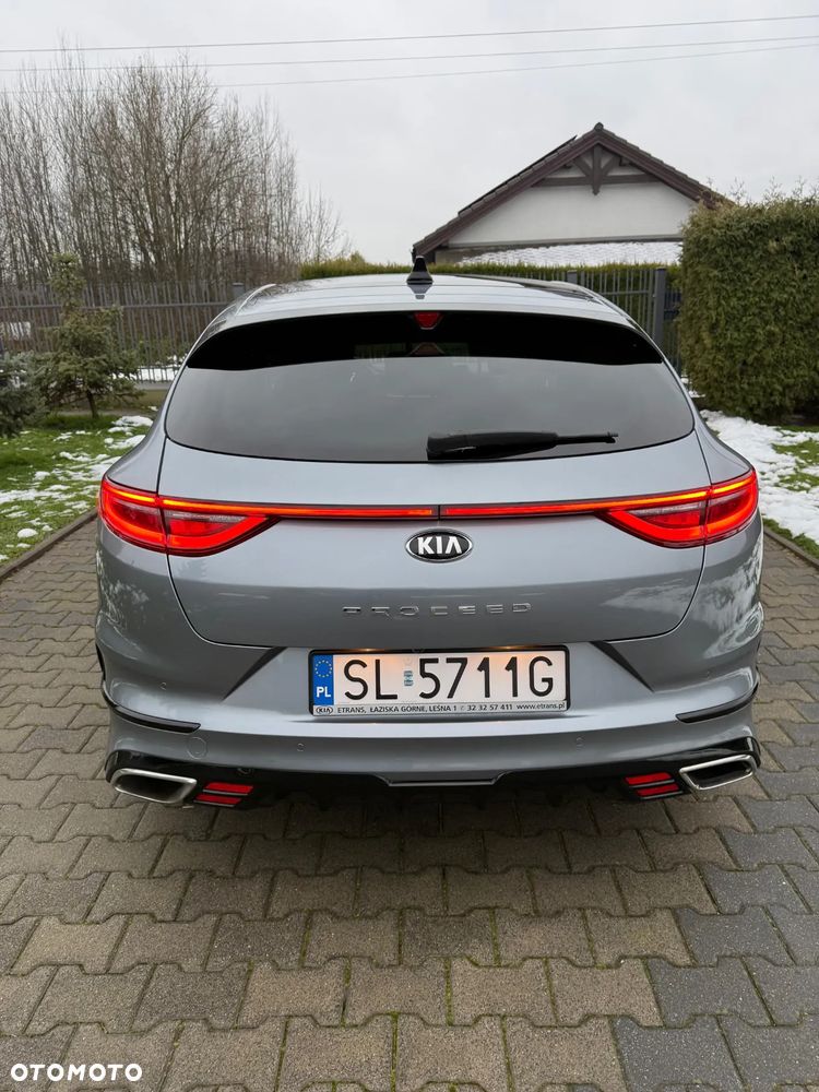 Kia ProCeed - 4