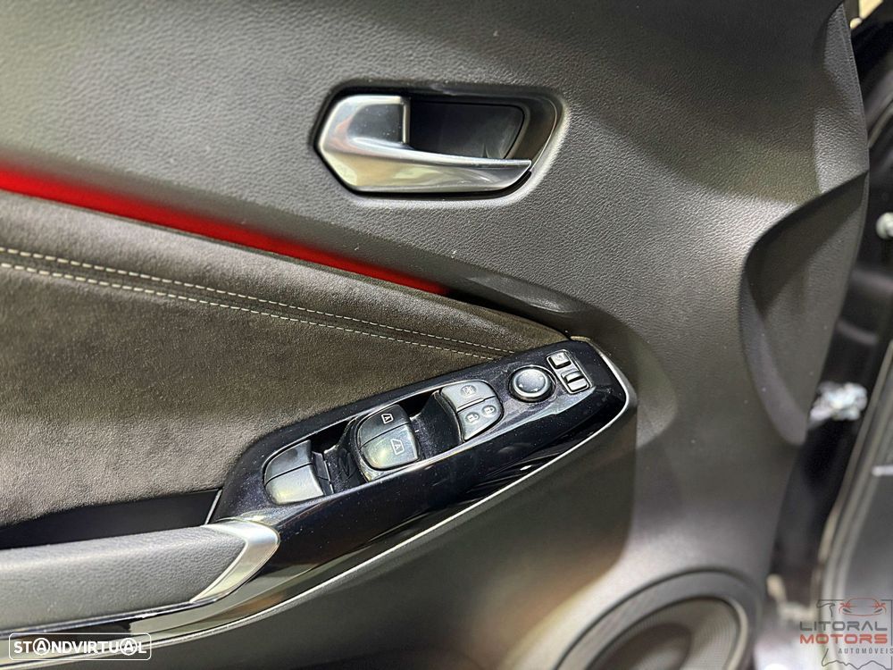 Nissan Juke 1.0 DIG-T N-Design C.Two Tone R.C. - 17