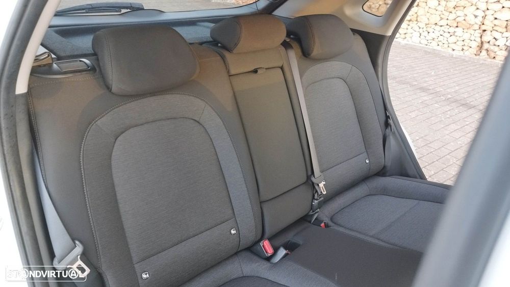 Hyundai Kauai 64 kWh Premium - 33