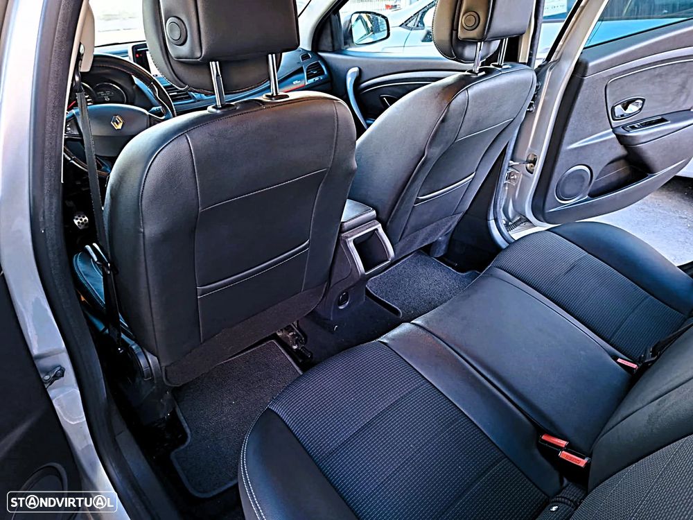 Renault Mégane Sport Tourer 1.5 dCi GT Line SS - 31