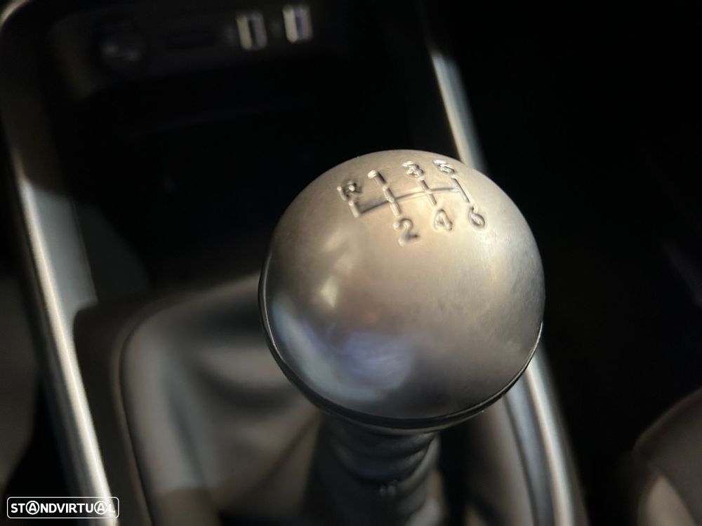 Jeep Avenger 1.2 GSE T3 Altitude - 31