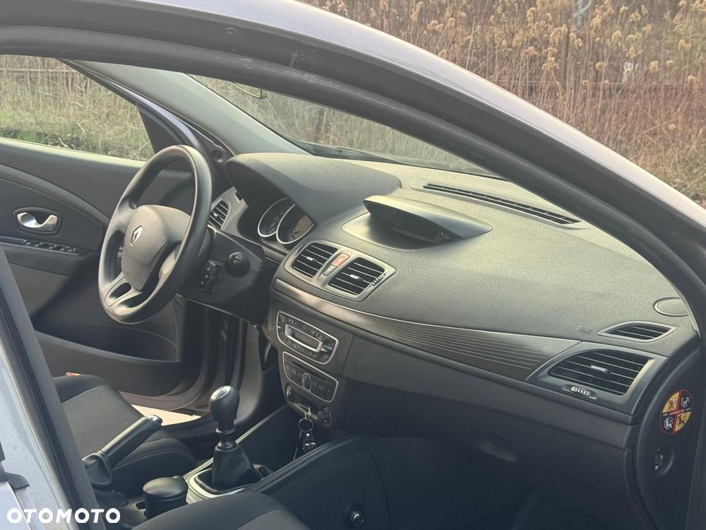 Renault Megane 1.6 16V Generation - 10