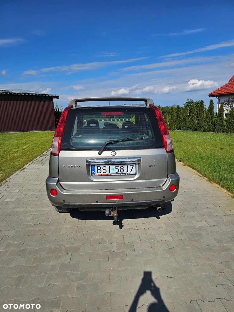 Nissan X-Trail 2.0 4x2 Comfort - 8