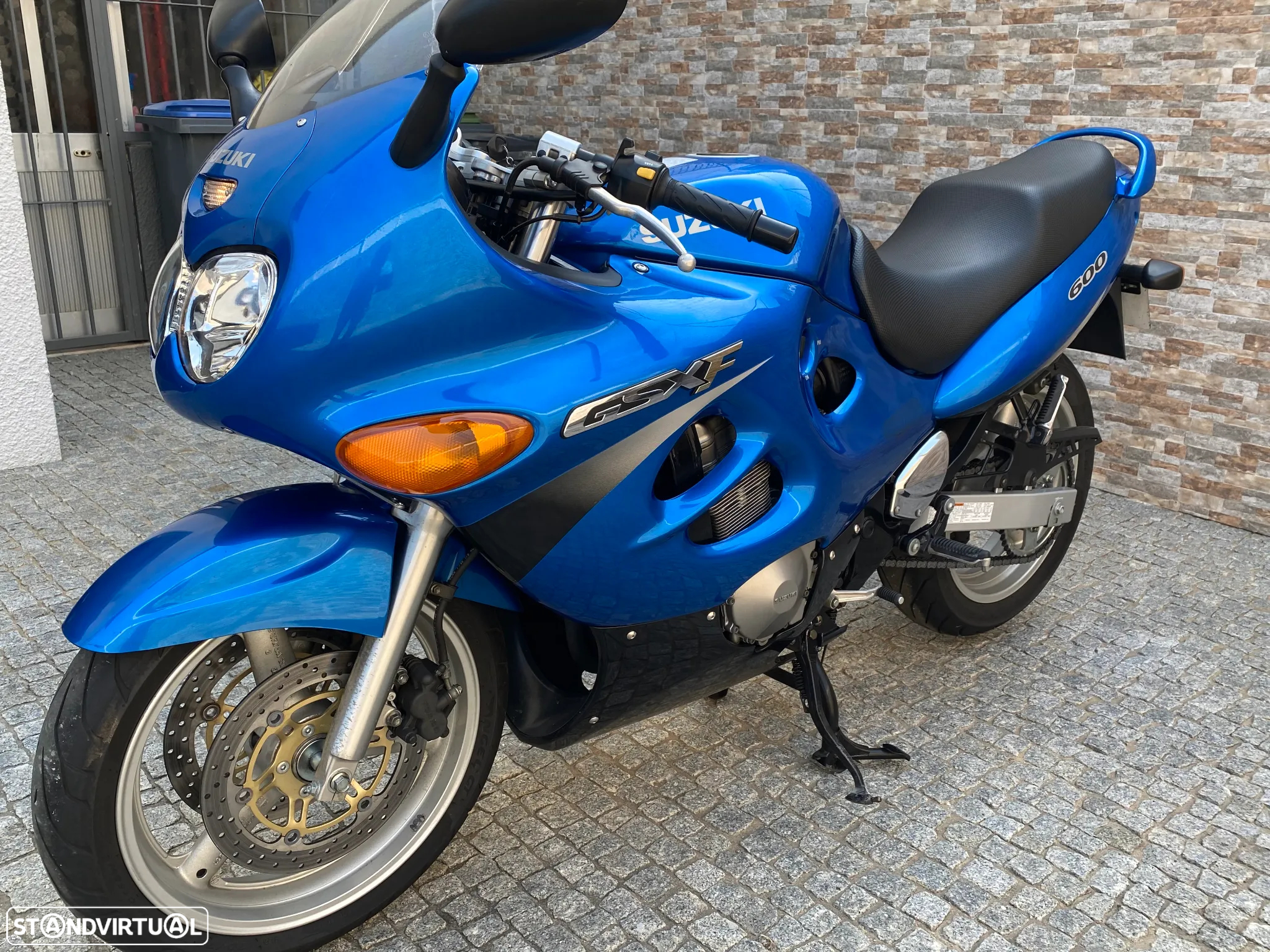 Suzuki GSX F 600 23000klm NACIONAL EXCELENTE ESTADO - 8