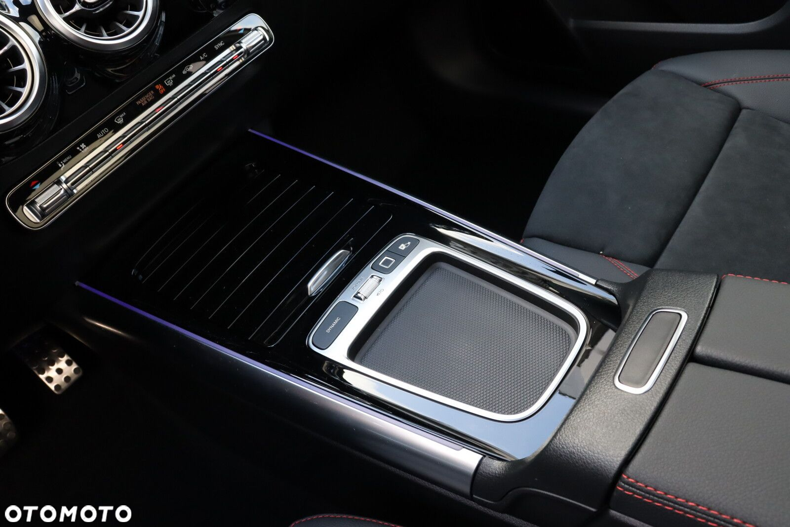 Mercedes-Benz GLA 200 AMG Line - 15