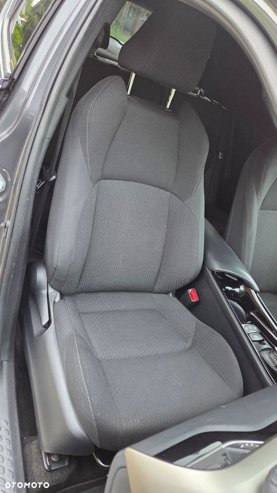 Toyota C-HR Business-Edition - 28