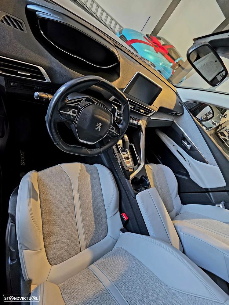 Peugeot 3008 BlueHDi 130 Stop & Start EAT8 Allure - 14
