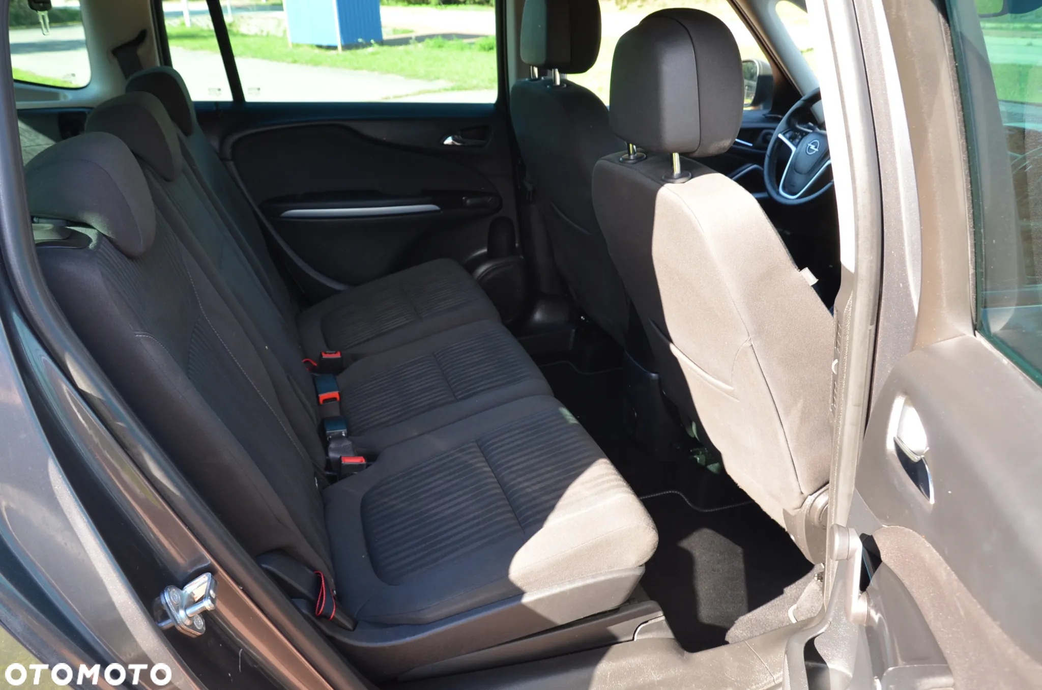 Opel Zafira Tourer 2.0 CDTI Edition - 17