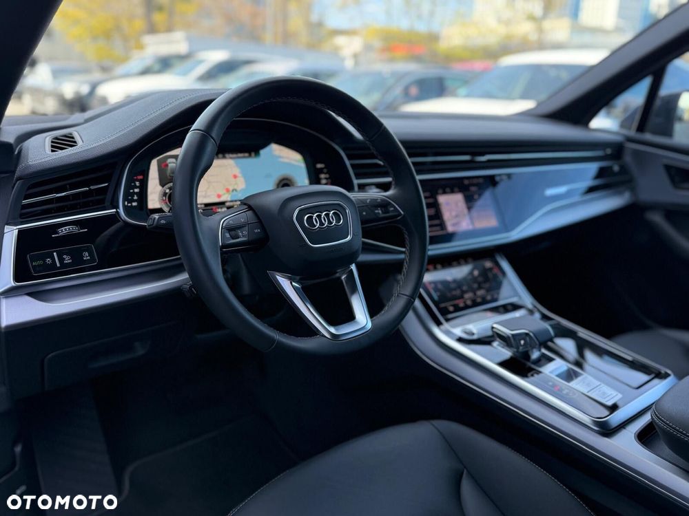 Audi Q7 - 21