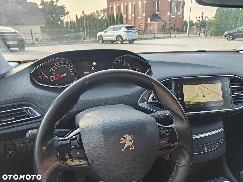 Peugeot 308 1.6 BlueHDi Active S&S - 4