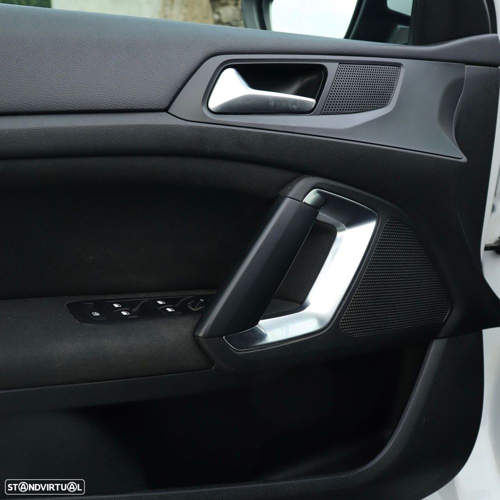 Peugeot 308 1.6 BlueHDi Allure - 15
