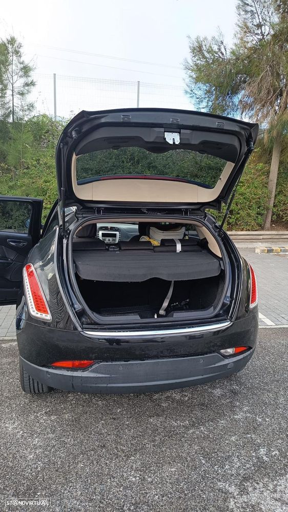 Lancia Delta 1.6 M-Jet Platino Com 57X - 5