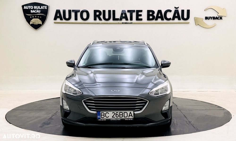 Ford Focus - 10