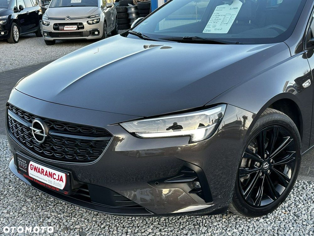 Opel Insignia - 1