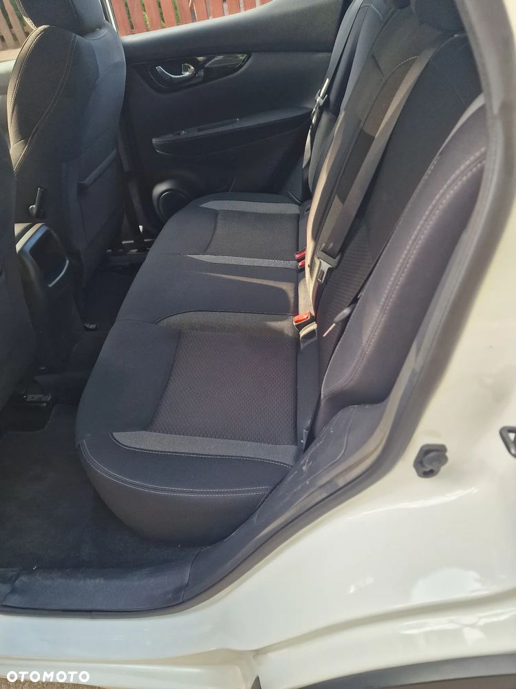 Nissan Qashqai 1.5 dCi DCT ACENTA - 26