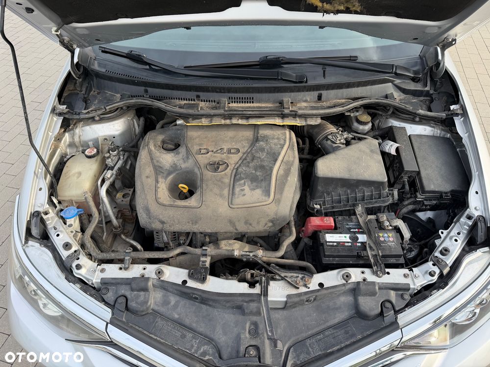 Toyota Auris 1.4 D-4D Comfort - 11