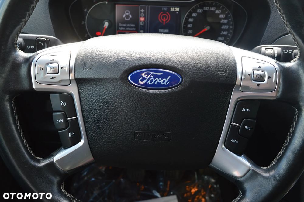 Ford S-Max 2.0 TDCi DPF Titanium - 19