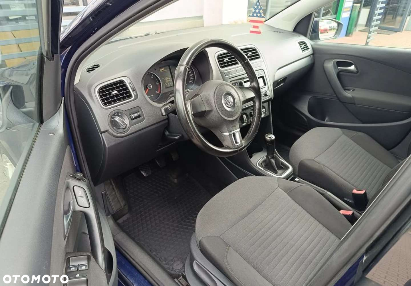 Volkswagen Polo - 10