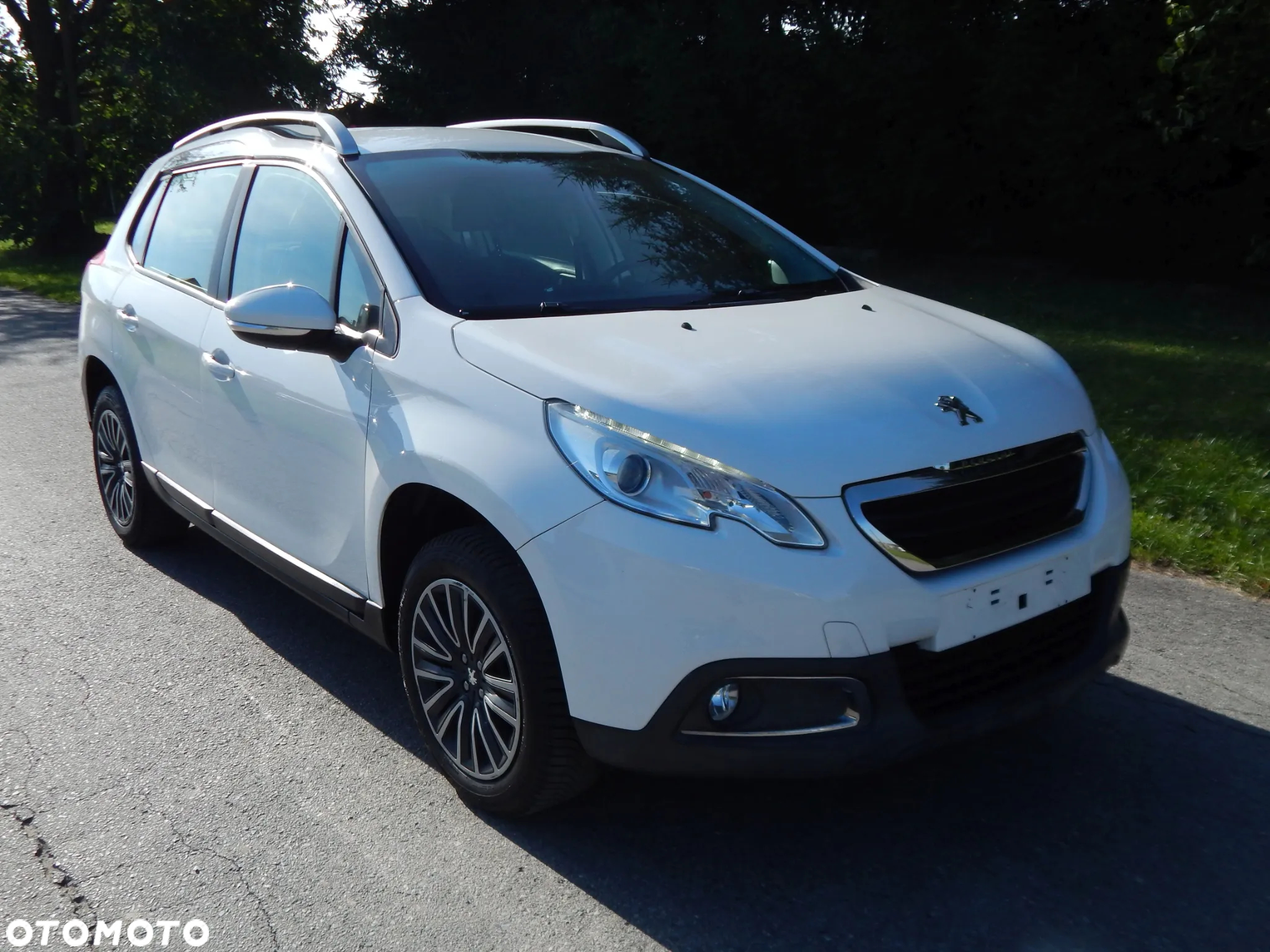 Peugeot 2008 1.2 Pure Tech Style - 4