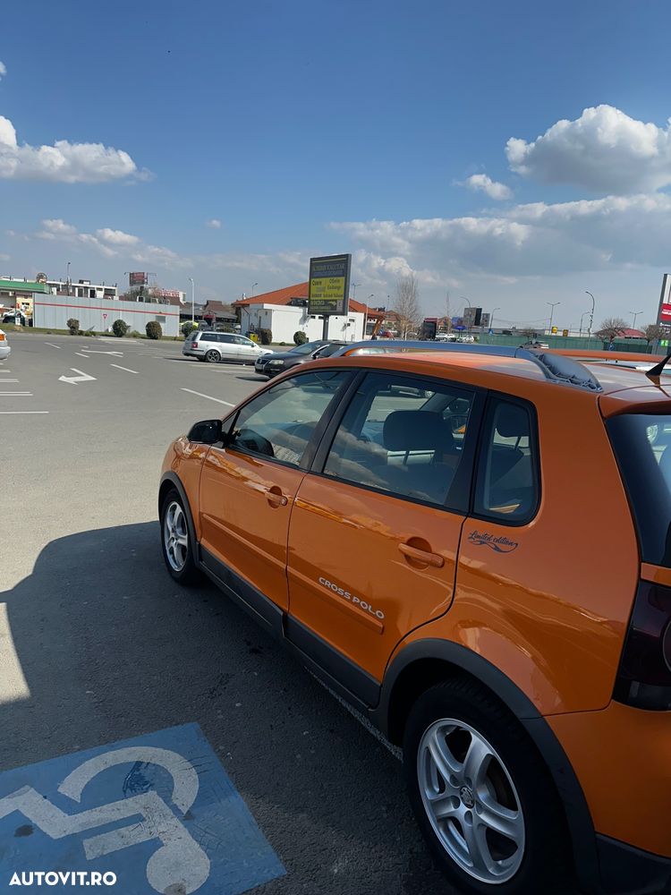 Volkswagen Polo 1.4 TDI Attractive - 3