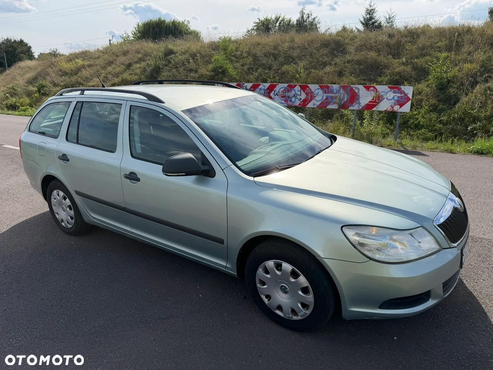 Skoda Octavia 1.6 Mint - 4
