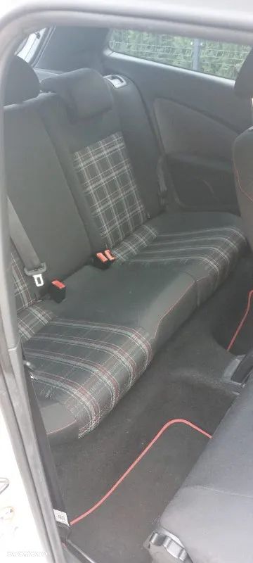 Volkswagen Polo 1.4 TSI GTI DSG - 17