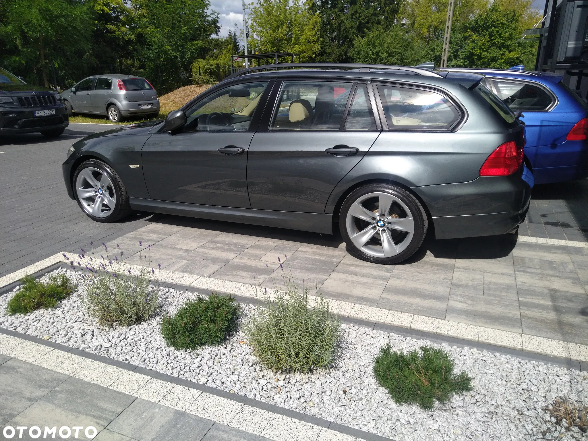 BMW Seria 3 318d DPF Touring - 36