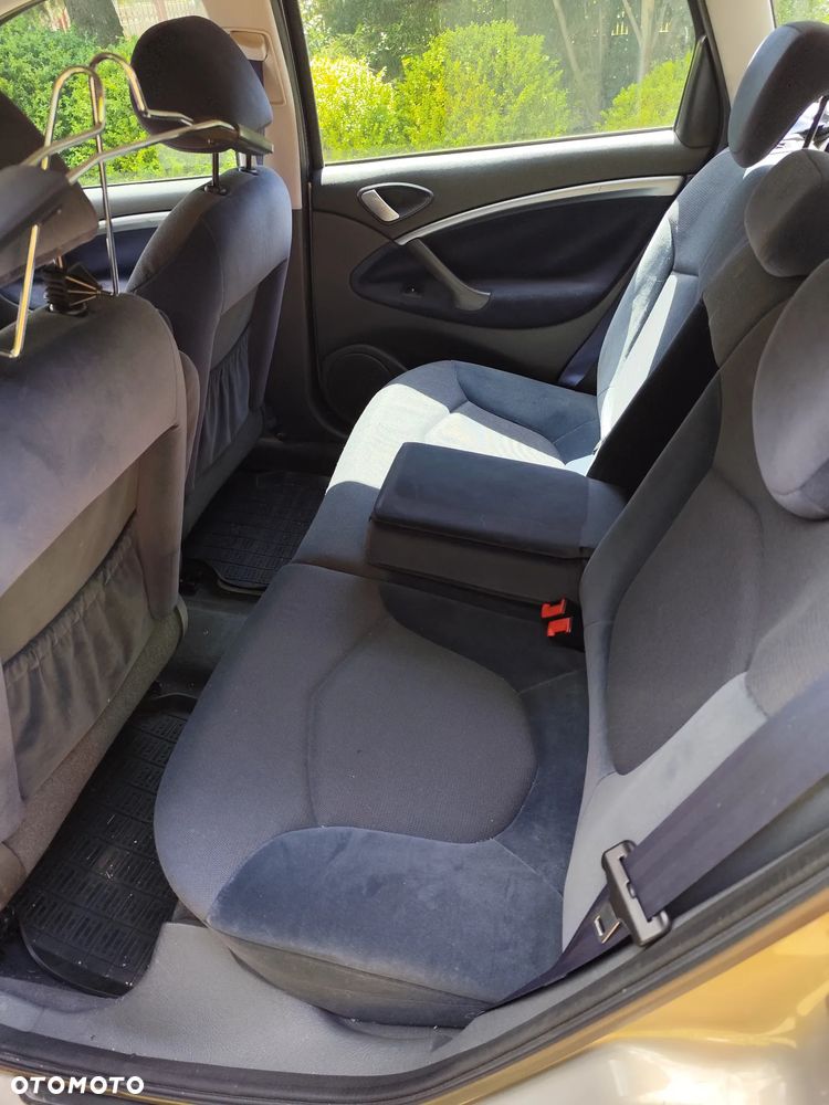 Citroën C5 2.0 HDi SX - 9